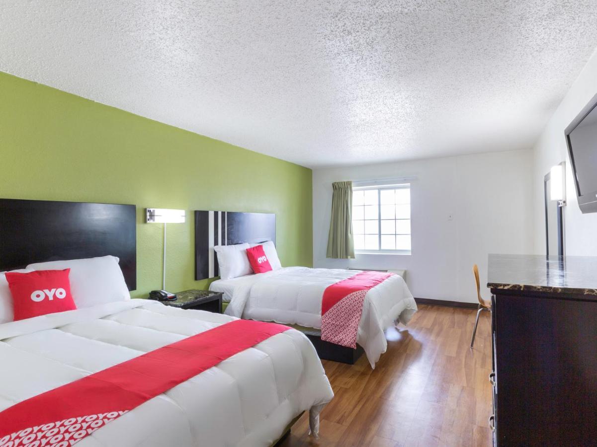 Oyo Hotel Lafayette La I-10 & University Exterior photo